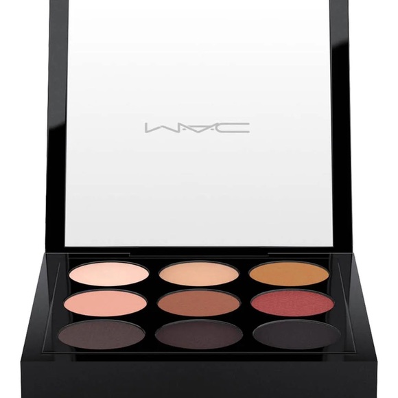 MAC Cosmetics Eyeshadow Palette - Peach, Gold, Plum Tones - Picture 5 of 9
